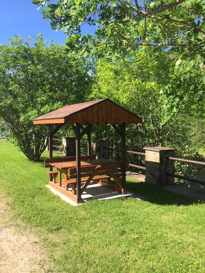 La Cabane Chez Jimmy Petit-Saguenay 外观 照片